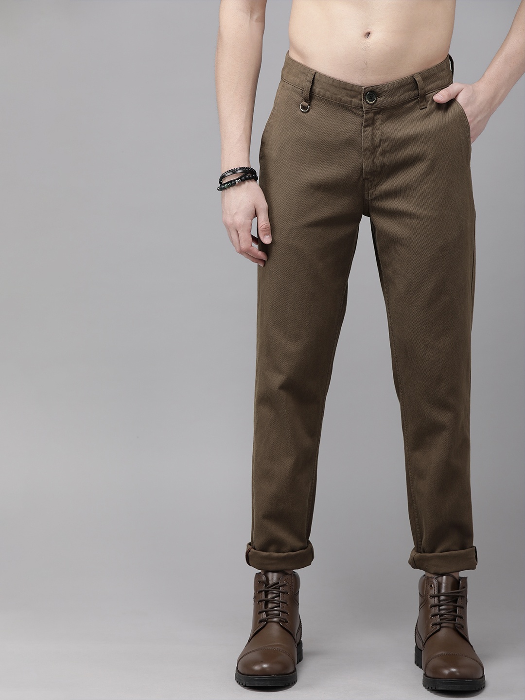

Roadster Men Brown Slim Fit Solid Chinos
