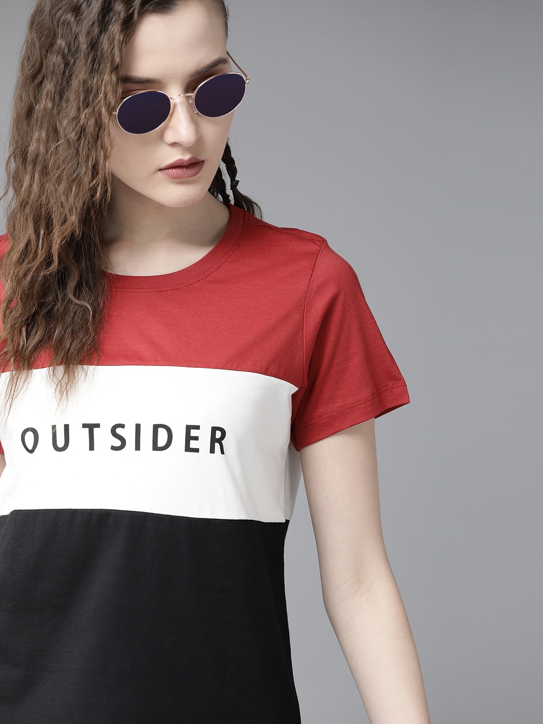 

Roadster Women Red & Black Printed Round Neck T-shirt