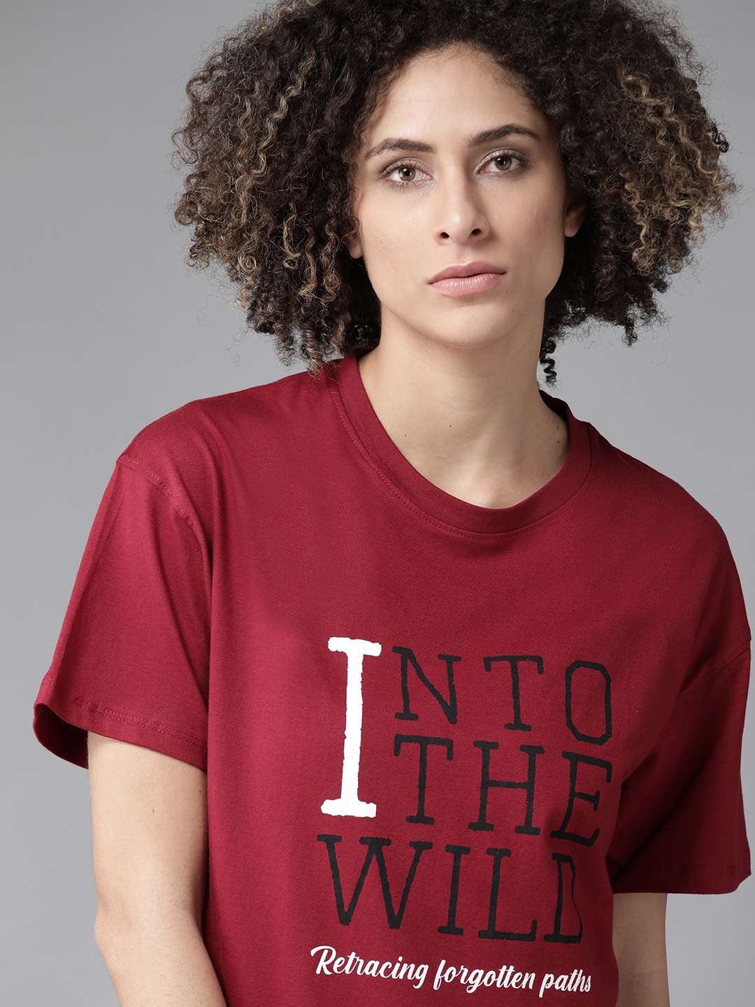 

Roadster Women Maroon & Black Typography Print Round Neck T-shirt