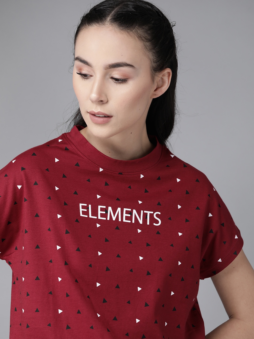 

Roadster Women Maroon Geometric Printed Round Neck Relaxed Fit Cotton T-shirt