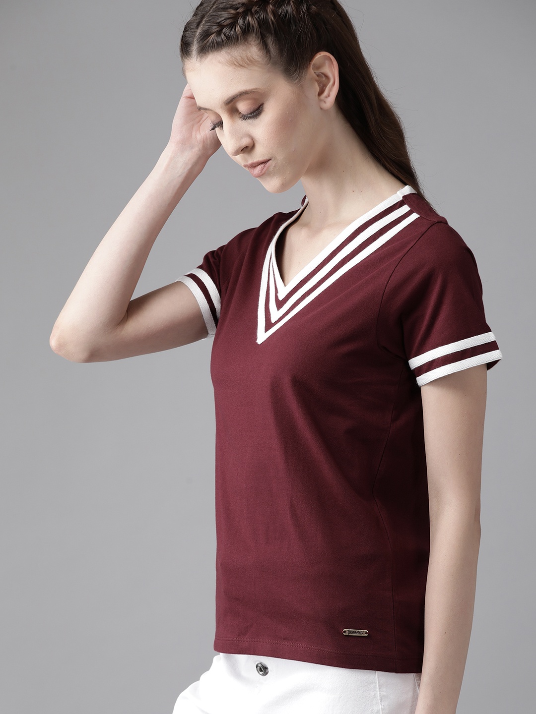 

Roadster Women Maroon Solid V-Neck Pure Cotton T-shirt with Striped Detail