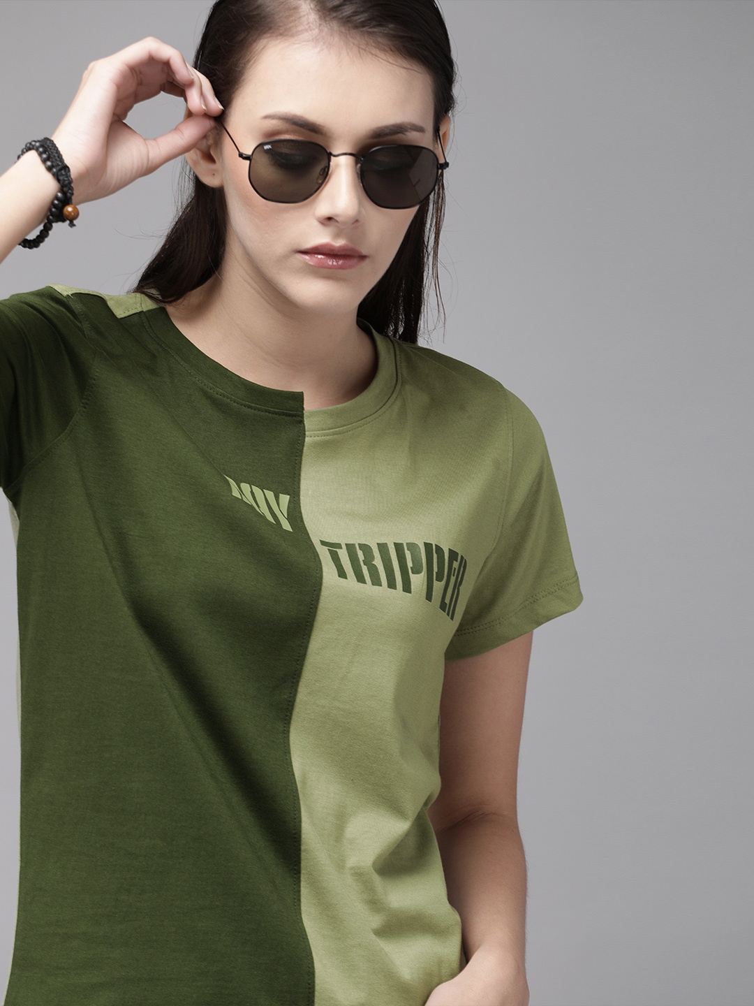 

Roadster Women Green Printed Round Neck Pure Cotton T-shirt