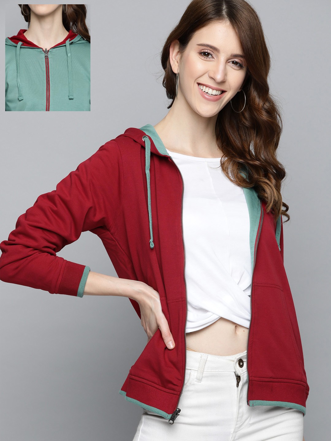 

HERE&NOW Women Red & Green Pure Cotton Solid Hooded Reversible Sweatshirt