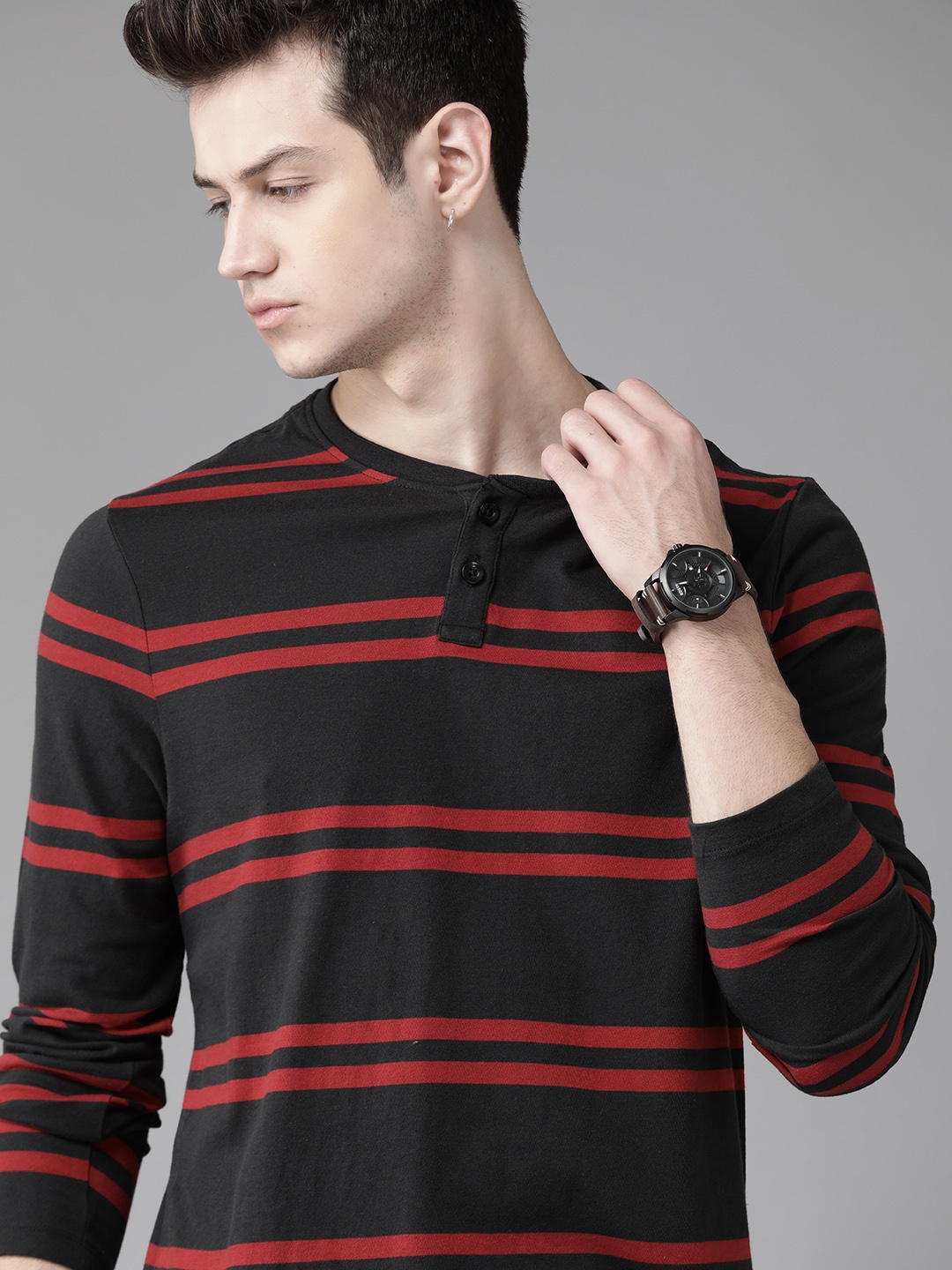 

Roadster Men Charcoal Grey & Red Striped Henley Neck T-shirt