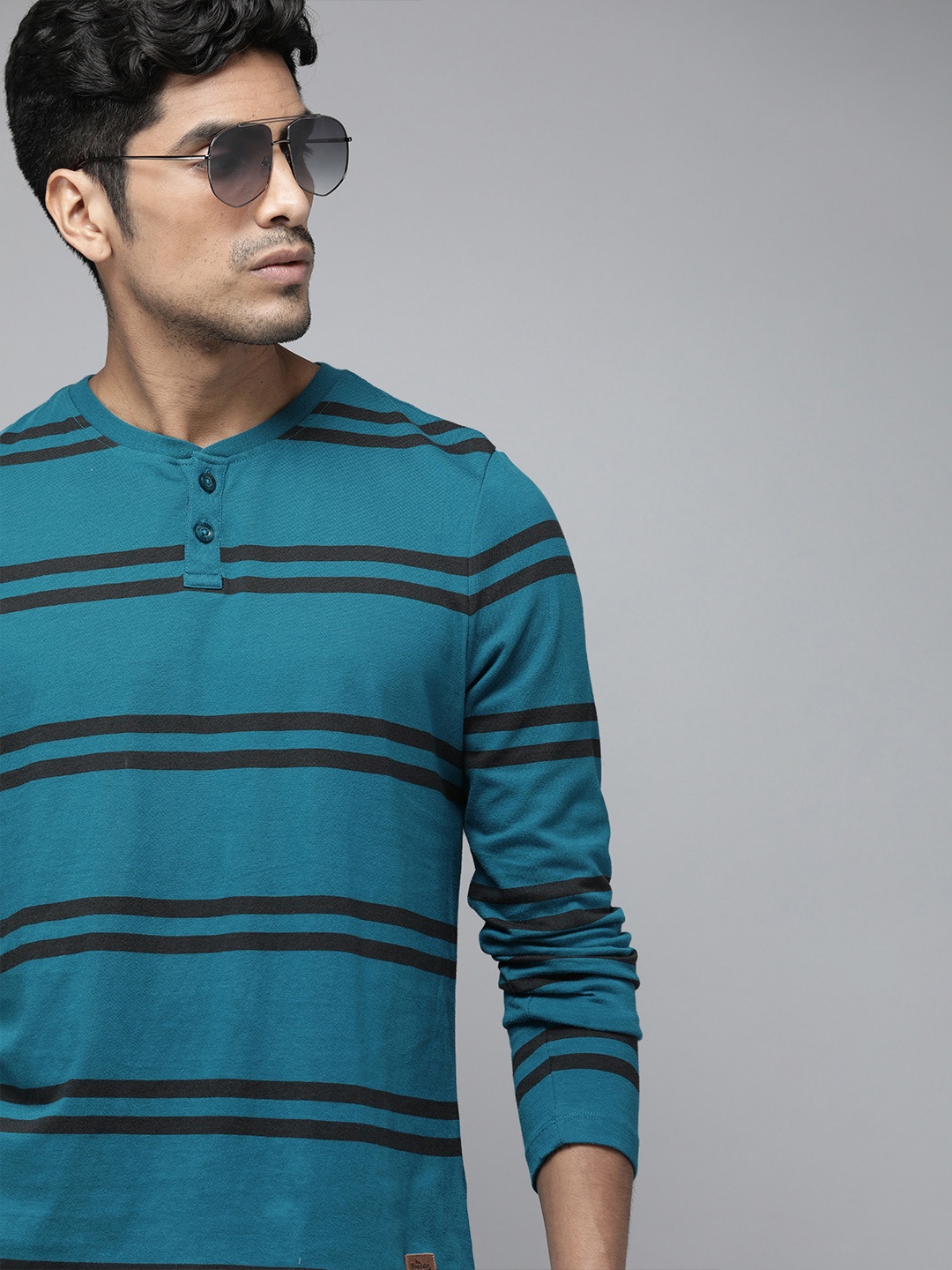 

Roadster Men Teal Blue & Black Striped Henley Neck T-shirt