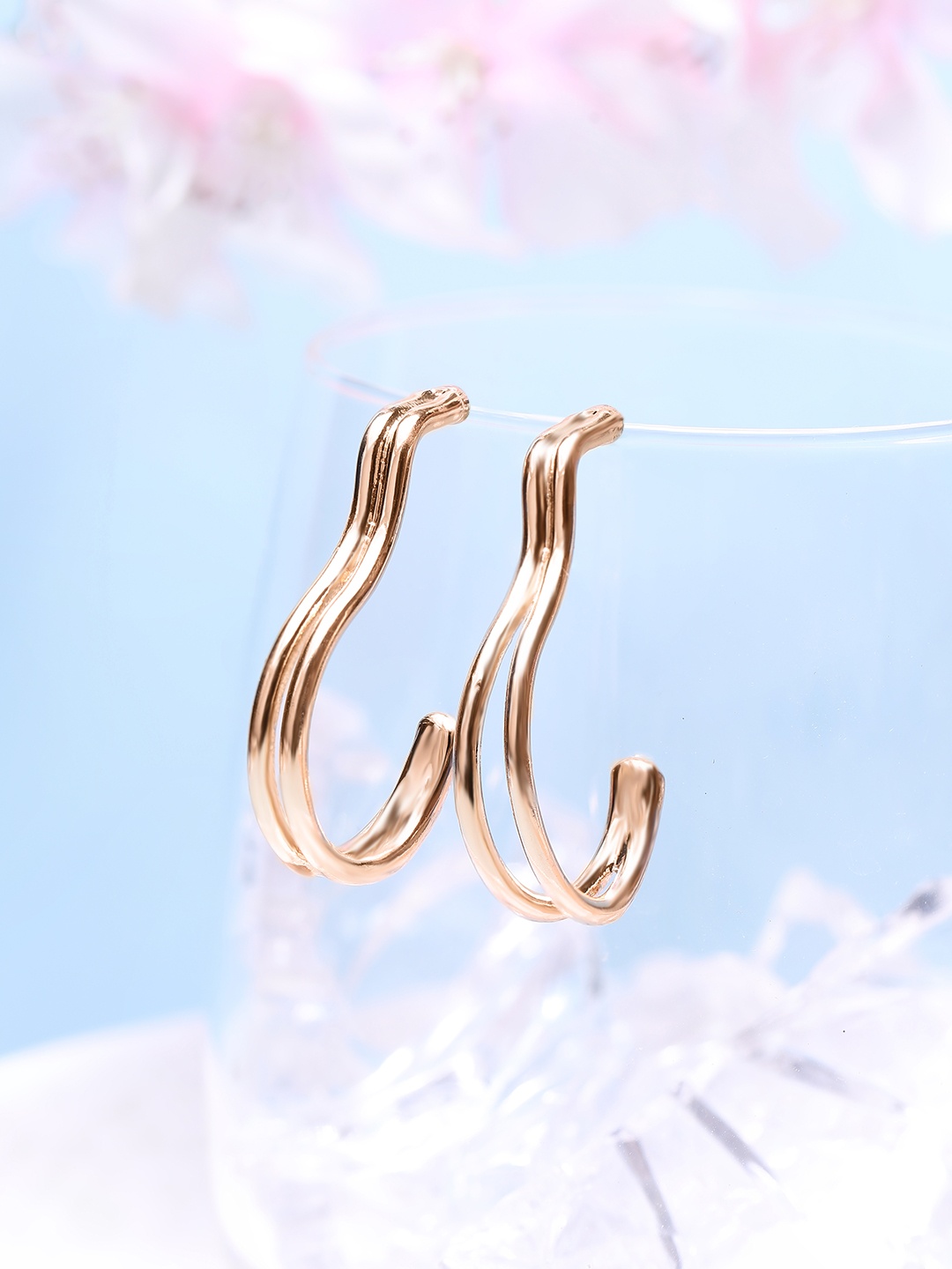 

TOKYO TALKIES X rubans FASHION ACCESSORIES Gold-Plated Contemporary Half Hoop Earrings