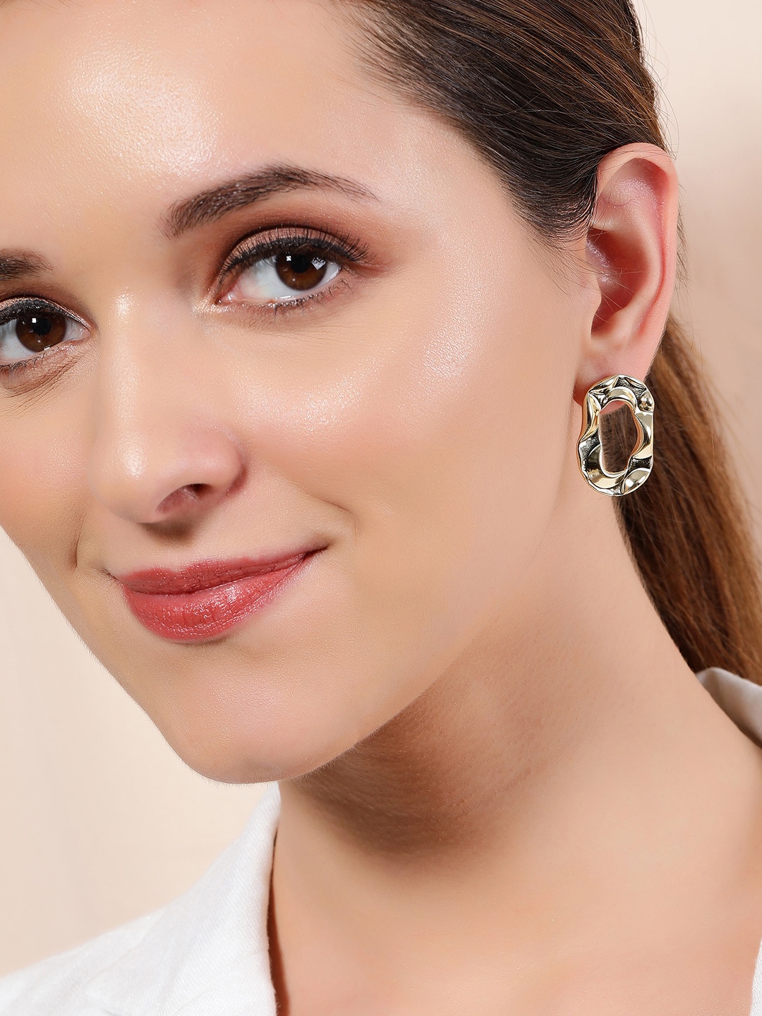 

TOKYO TALKIES Gold-Plated Handcrafted Textured Stud Earrings