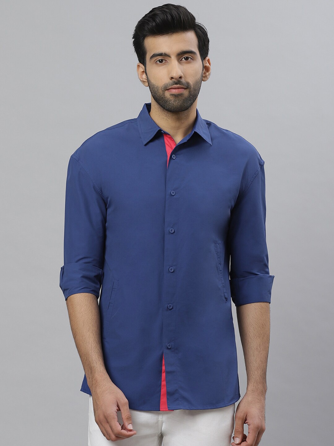 

Bhaane Men Blue Boyfriend Fit Solid Casual Shirt