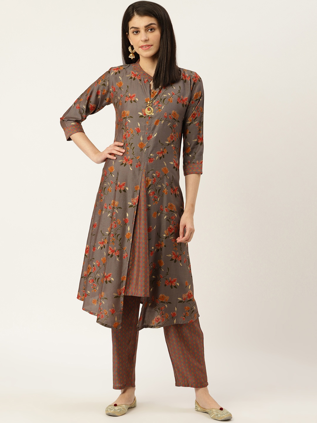 

shiloh Women Charcoal Grey & Rust Orange Floral Printed Layered Kurta with Trousers