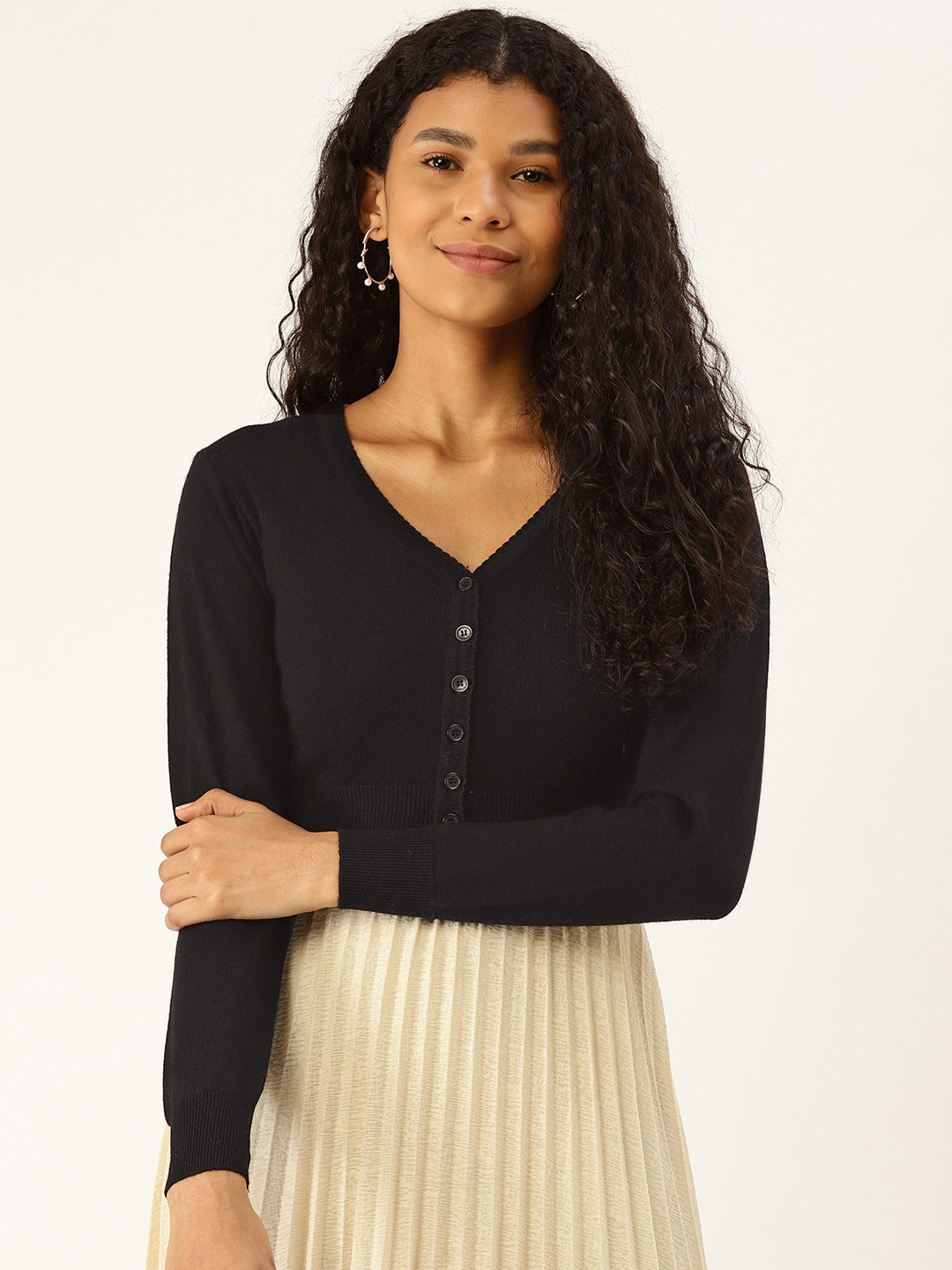 

Monte Carlo Women Black Solid Woolen Cropped Cardigan Sweater