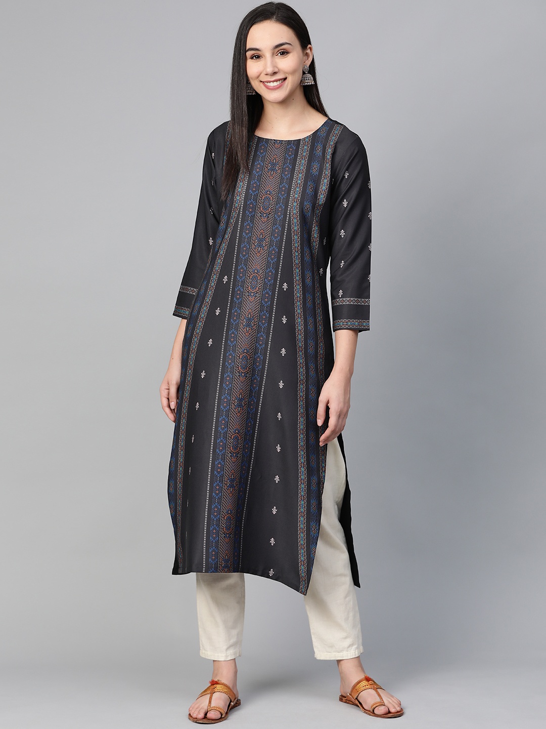 

AHIKA Women Black & Blue Screen Printed Straight Kurta