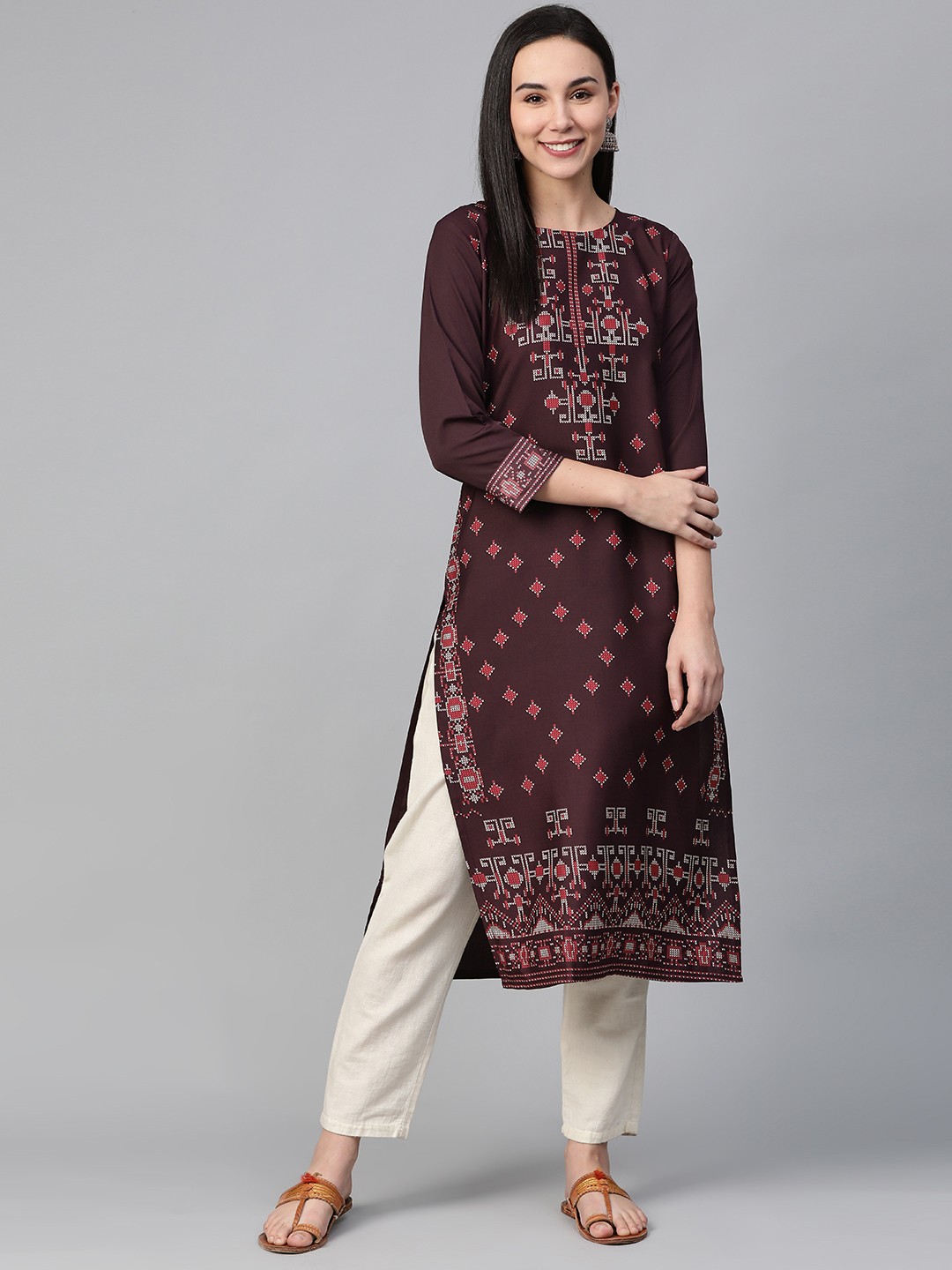 

AHIKA Women Burgundy & Pink Printed Straight Kurta