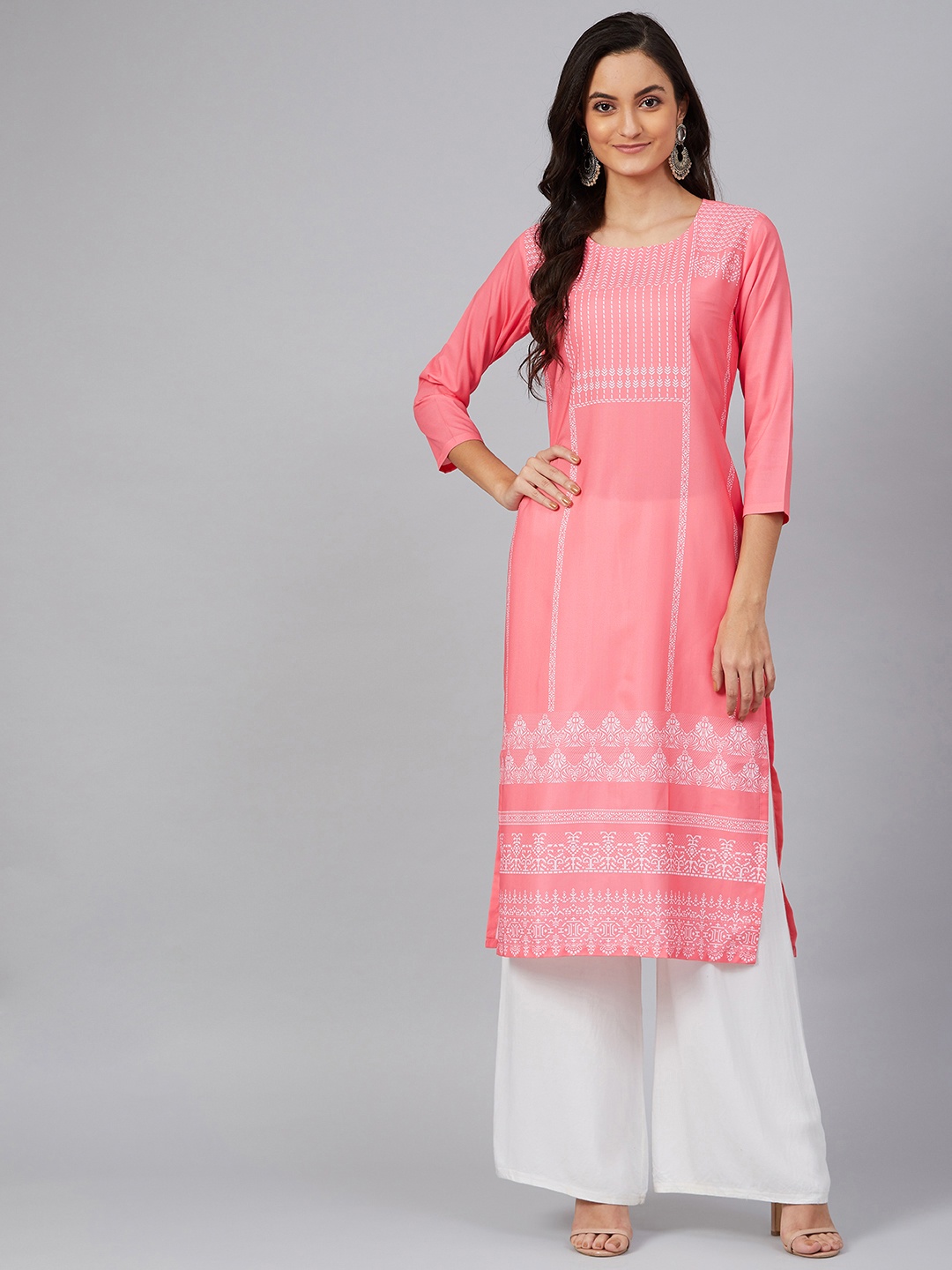 

AHIKA Women Pink & White Screen Printed Straight Kurta