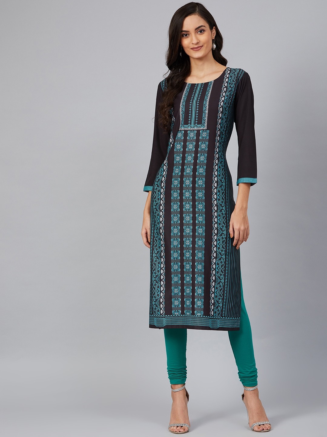 

AHIKA Women Black & Blue Screen Printed Straight Kurta