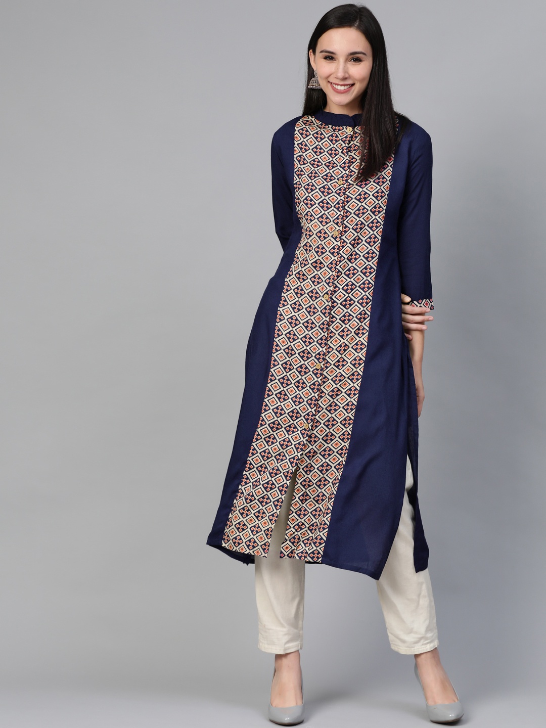 

Sringam Women Navy Blue & Beige Printed Straight Kurta