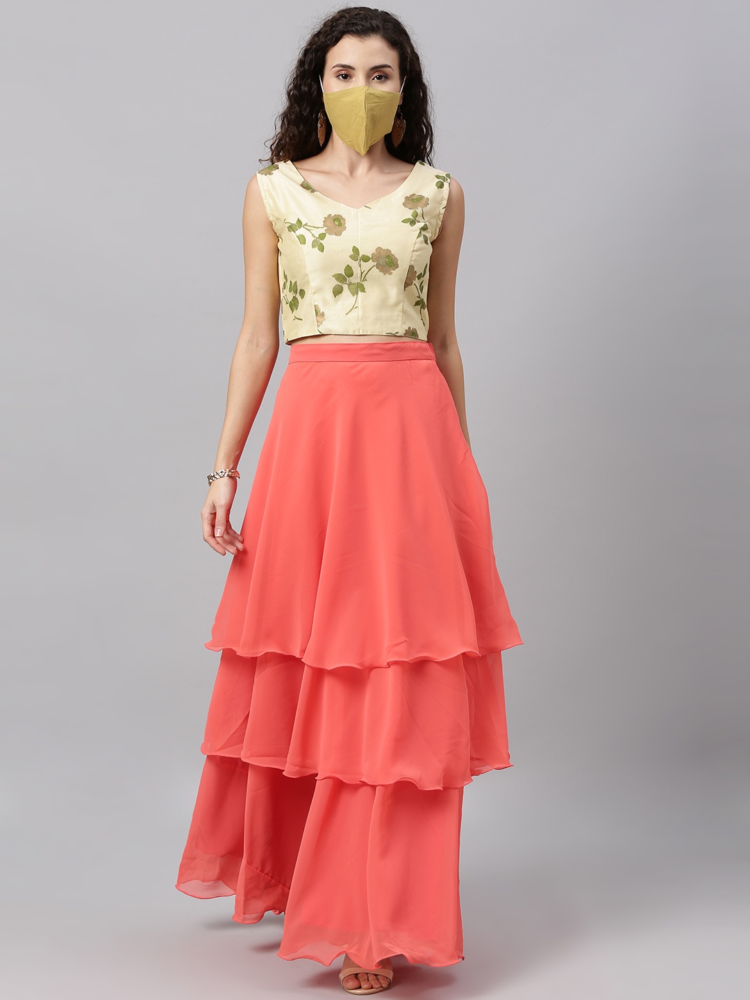 

Ethnovog Peach-Coloured Solid Made to Measure Lehenga with Blouse Mask