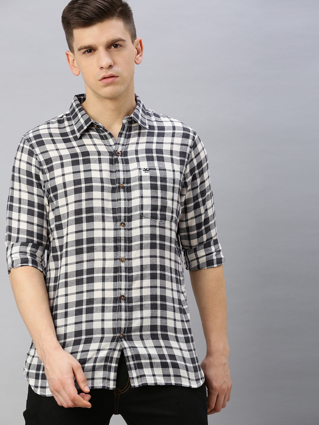 

WROGN Men White & Black Slim Fit Checked Casual Shirt