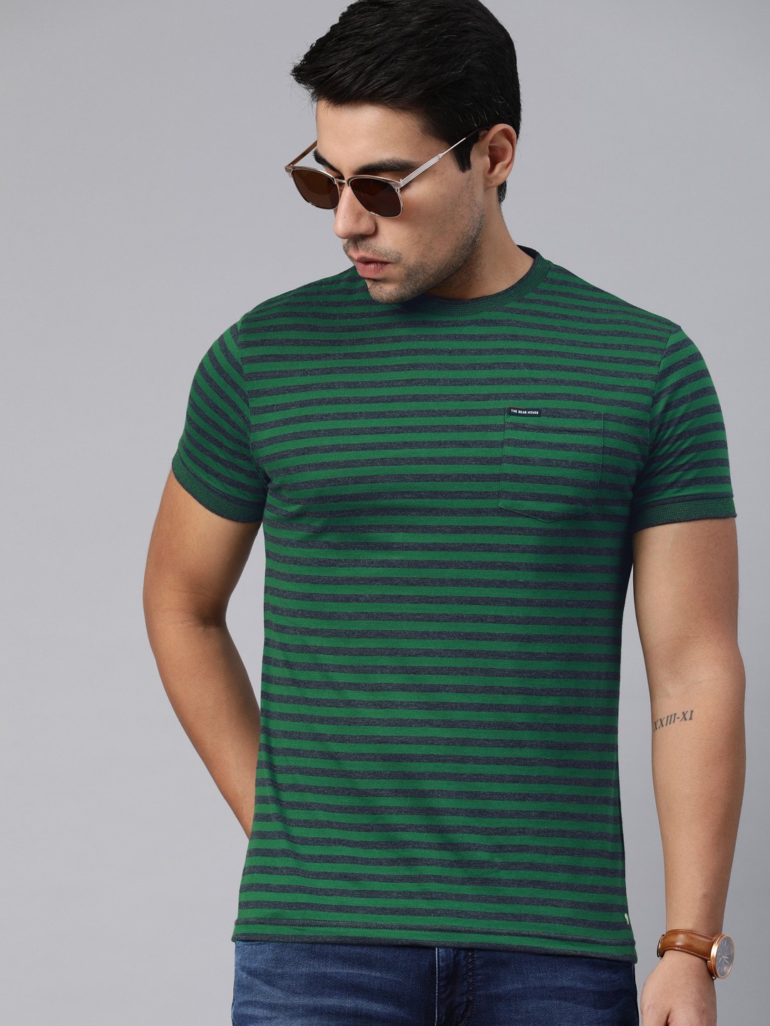 

THE BEAR HOUSE Men Navy Blue & Green Striped Round Neck T-shirt