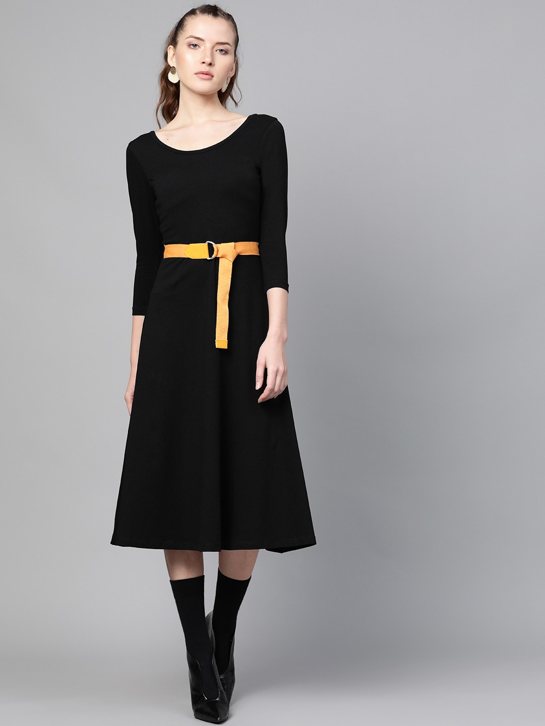 

SASSAFRAS Women Black Solid A-Line Dress
