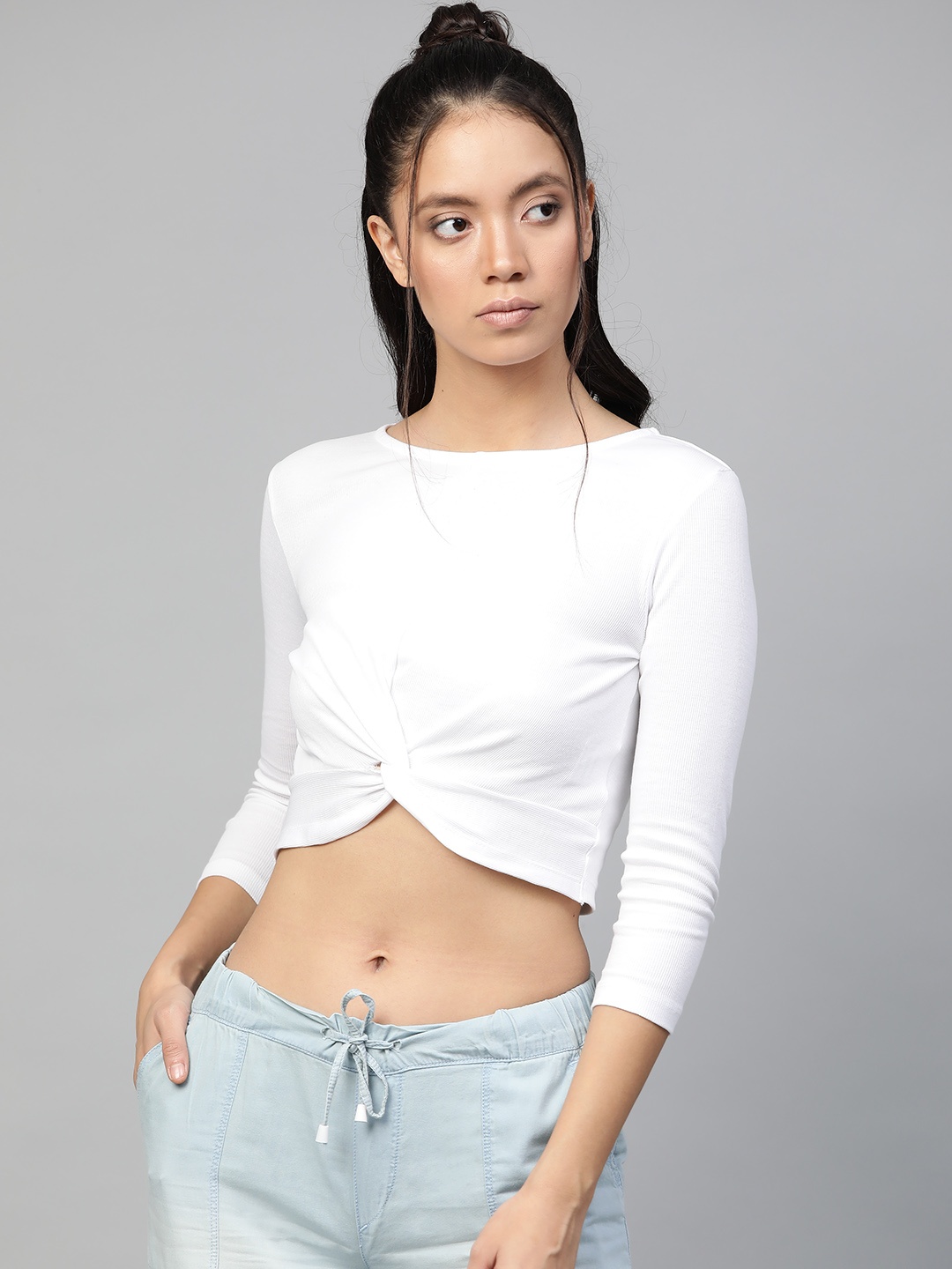 

SASSAFRAS White Cropped Twisted Knot Top