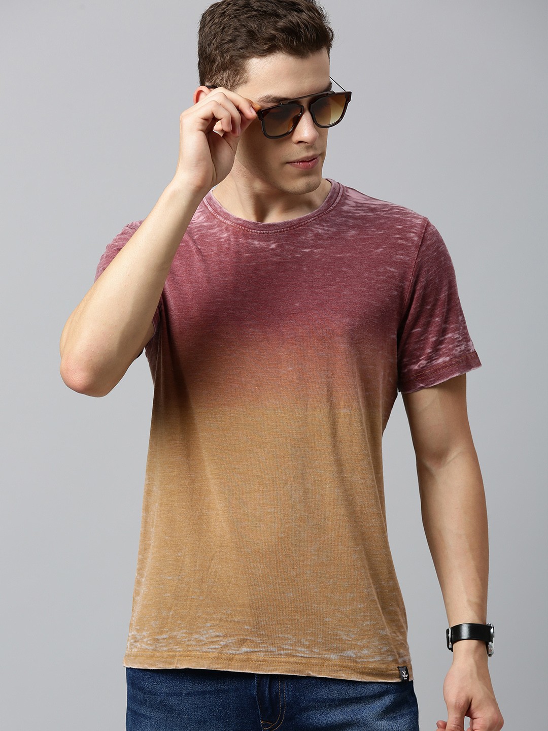

WROGN Men Mustard Yellow & Maroon Dyed Slim Fit Round Neck T-shirt