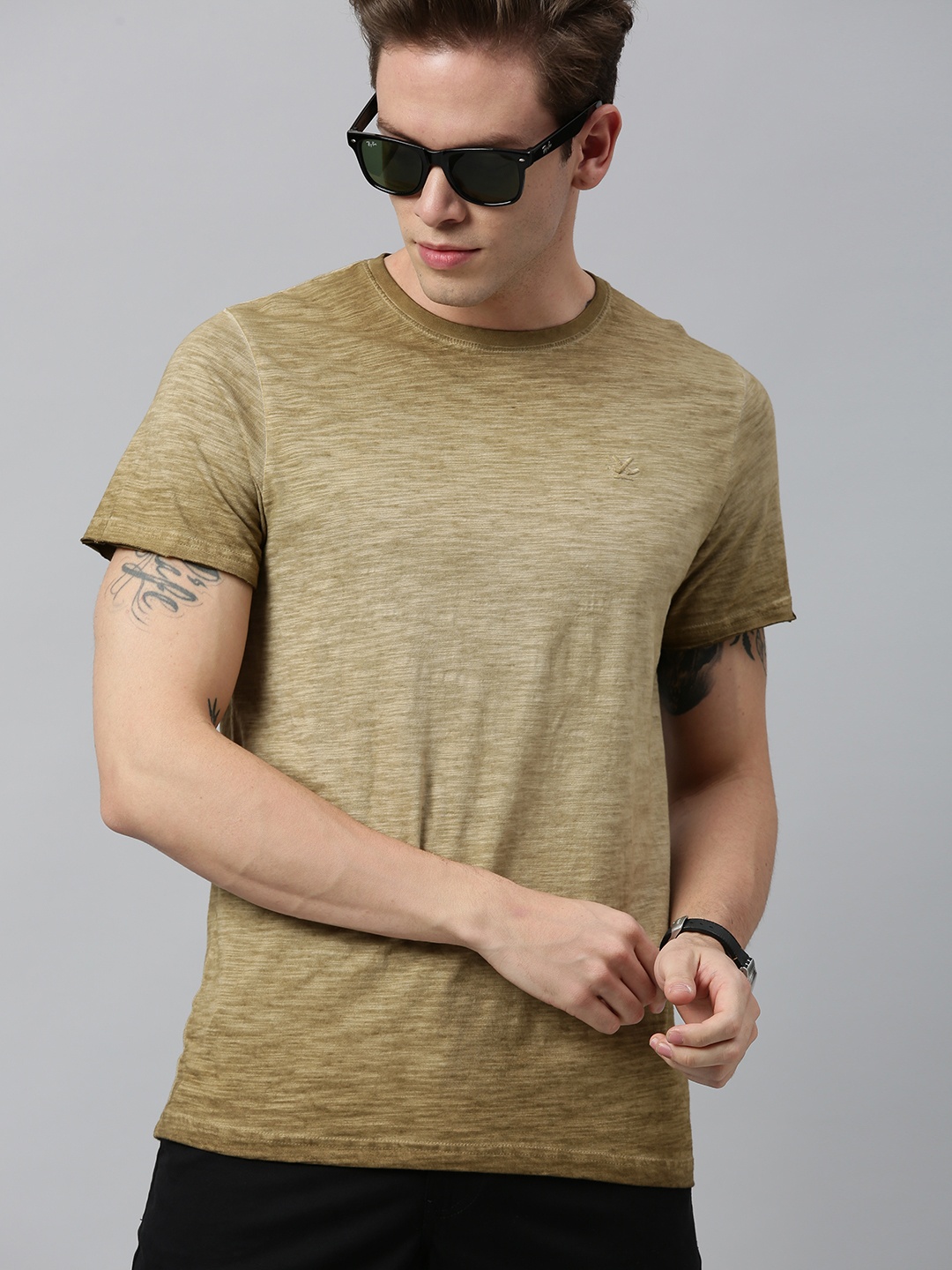 

WROGN Men Olive Brown Melange Effect Slim Fit Round Neck Pure Cotton T-shirt