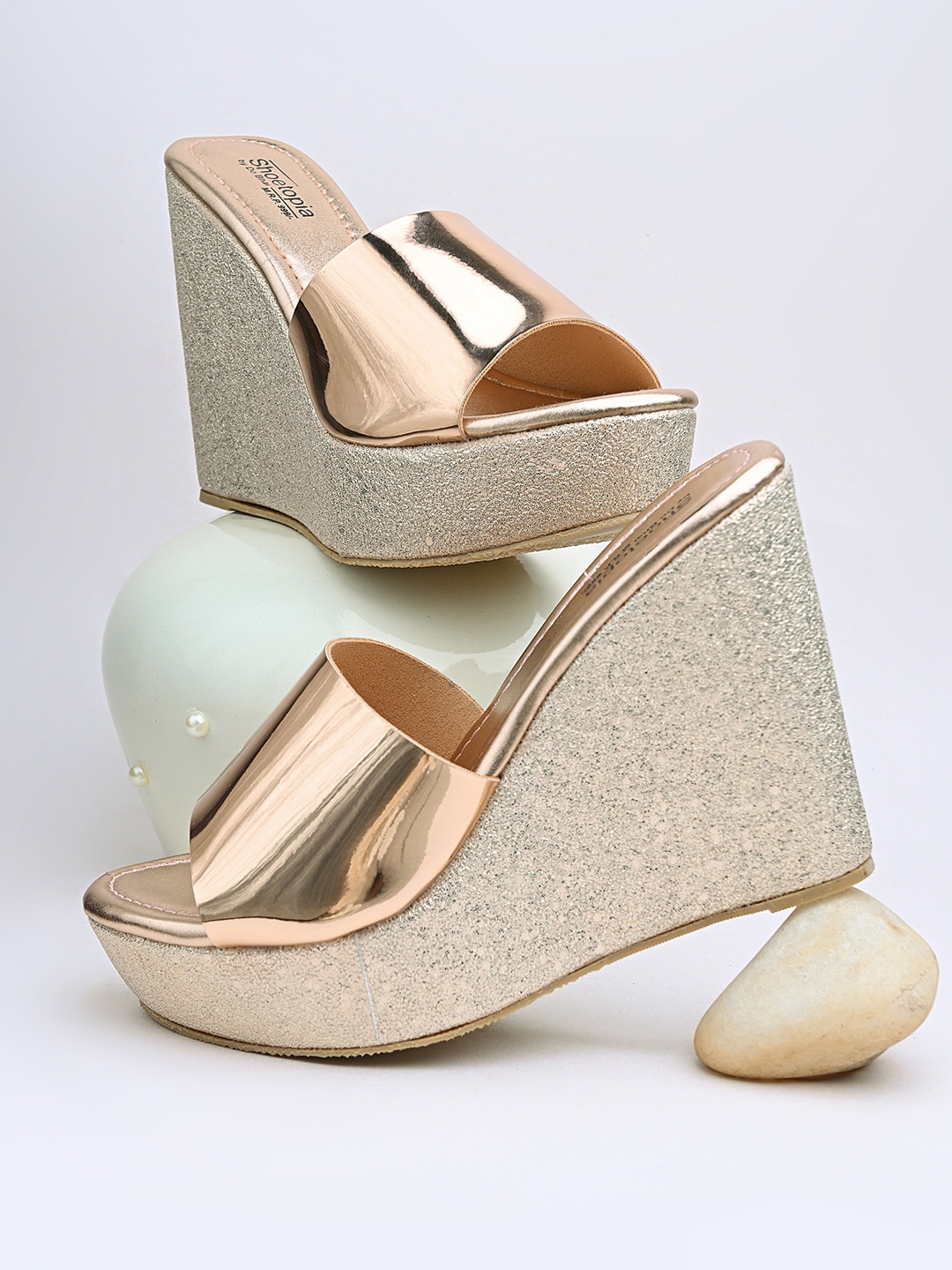 

Shoetopia Women Pink & Beige Solid Heels