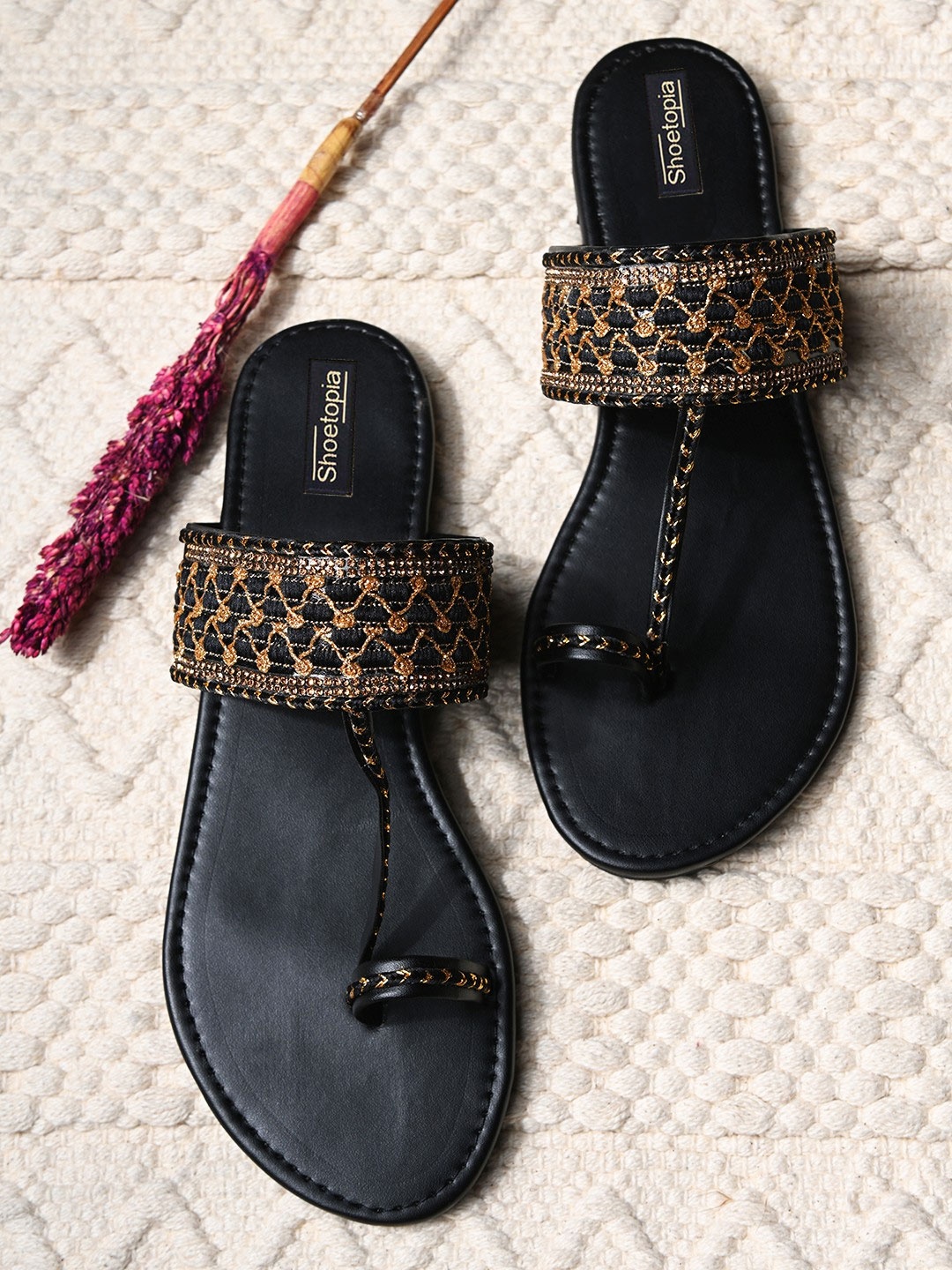 

Shoetopia Women Black Woven Design One Toe Flats