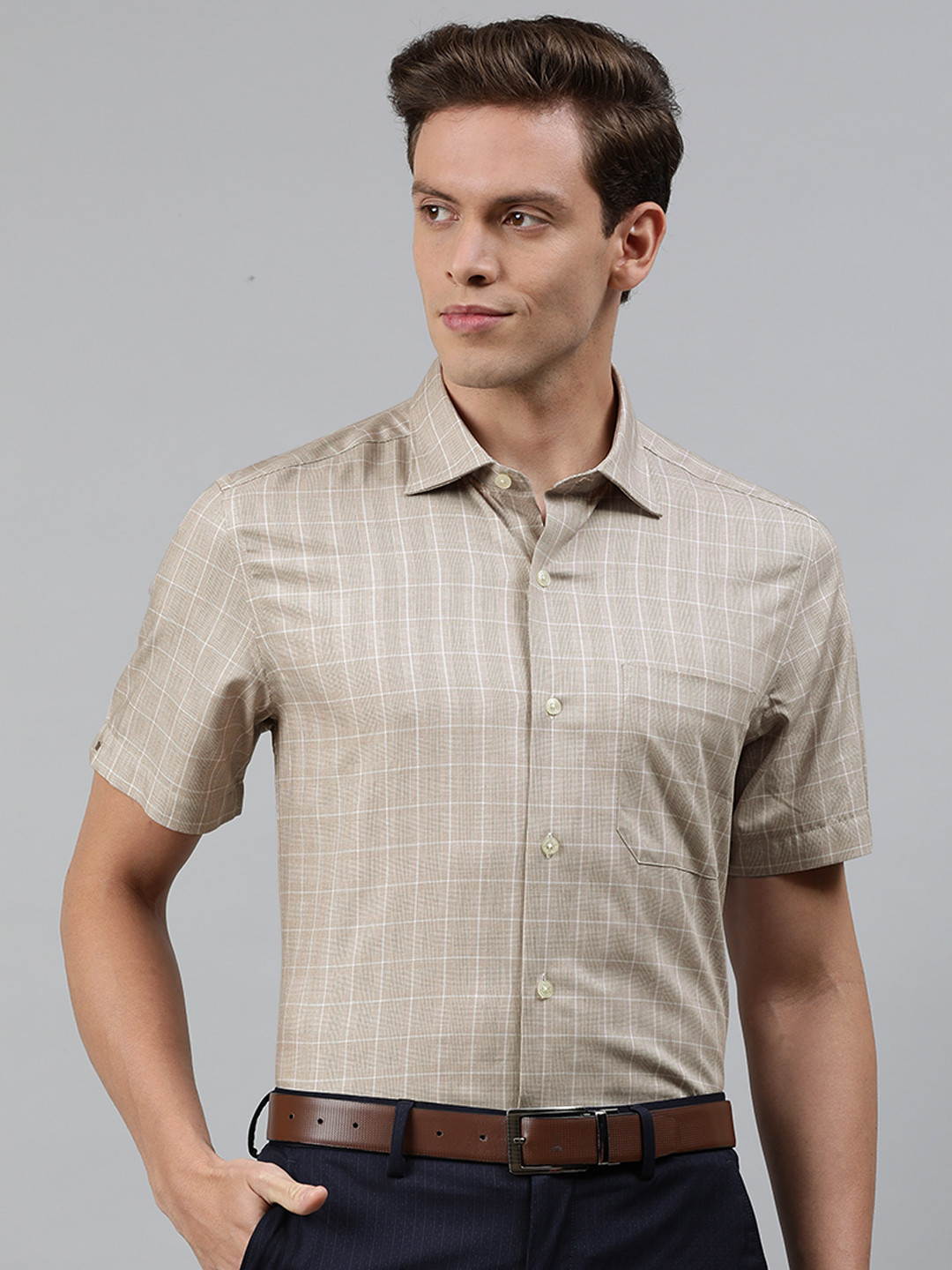 

Louis Philippe Men Beige & White Classic Fit Checked Formal Shirt