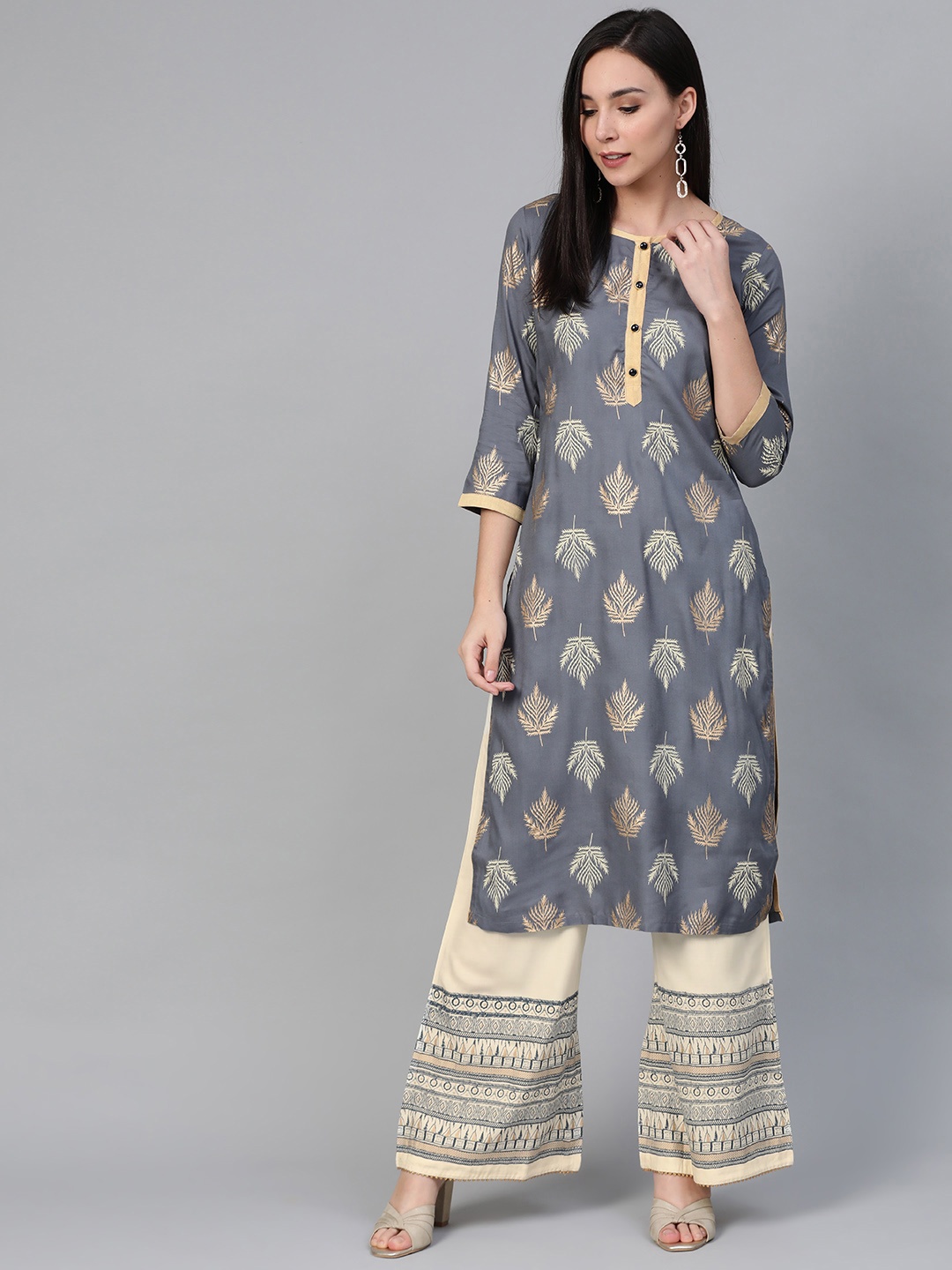 

Jompers Women Grey & Cream-Coloured Block Print Kurta with Palazzos