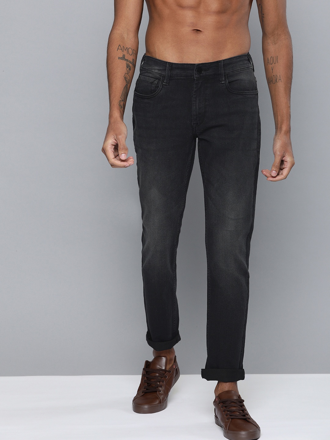 

HERE&NOW Men Black Skinny Fit Mid-Rise Clean Look Stretchable Jeans