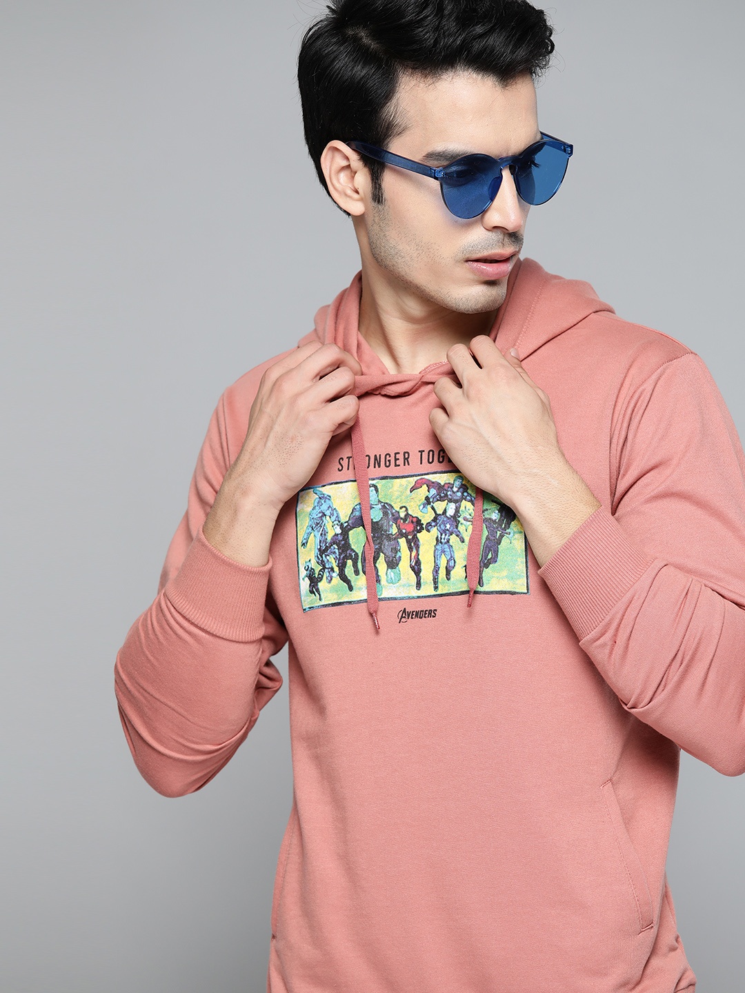 

Kook N Keech Marvel Men Dusty Pink & Green Printed Hooded Sweatshirt