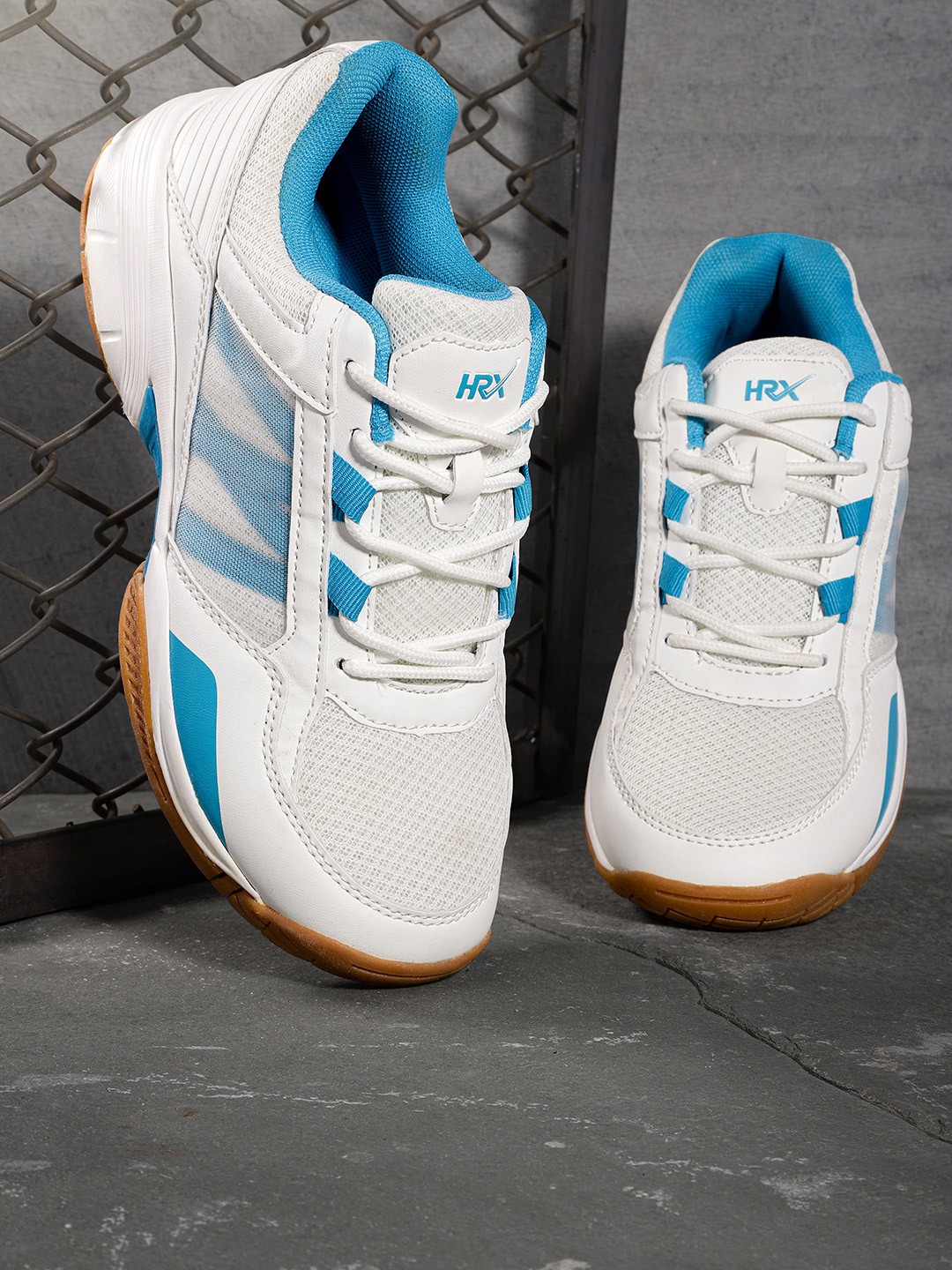 

HRX by Hrithik Roshan Women White Racquet Sports Non Marking Court Shoes