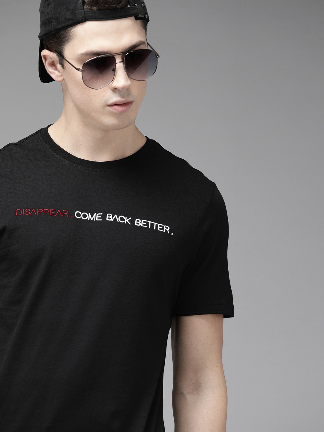 

Roadster Men Black Embroidered Round Neck Pure Cotton T-shirt