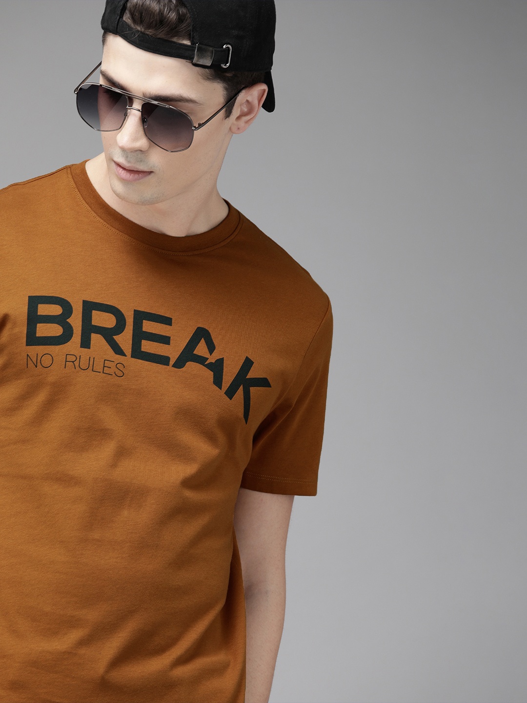 

Roadster Men Camel Brown Printed Round Neck Pure Cotton T-shirt