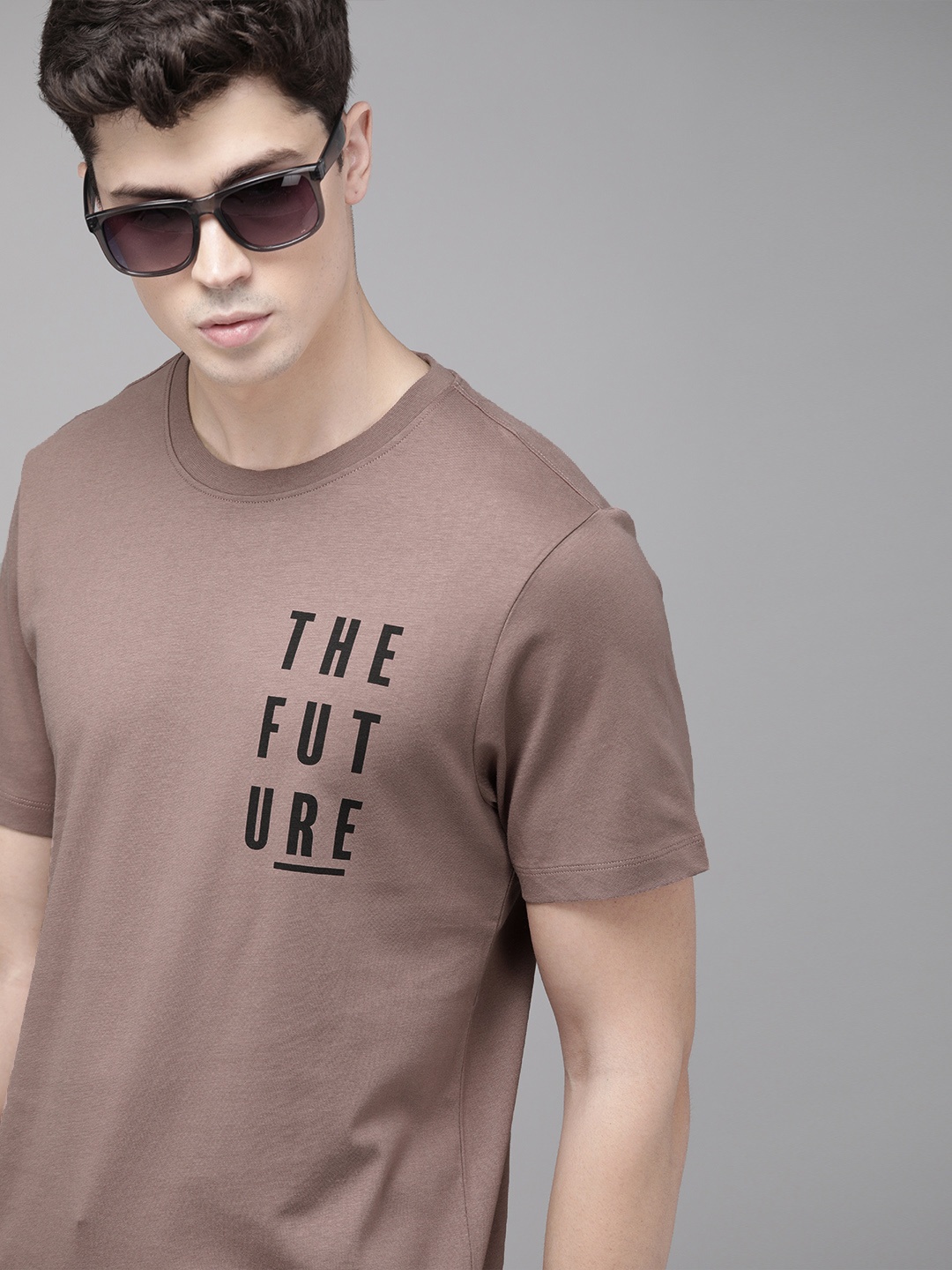 

Roadster Men Mauve Printed Round Neck Pure Cotton T-shirt