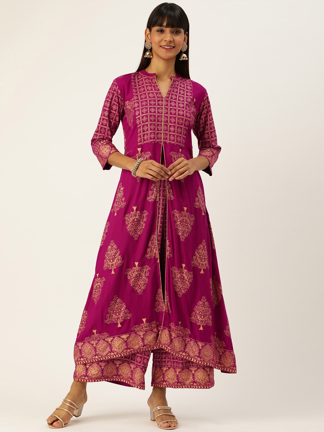 

Varanga Women Magenta Pink & Golden Printed High Slit Kurta with Palazzos