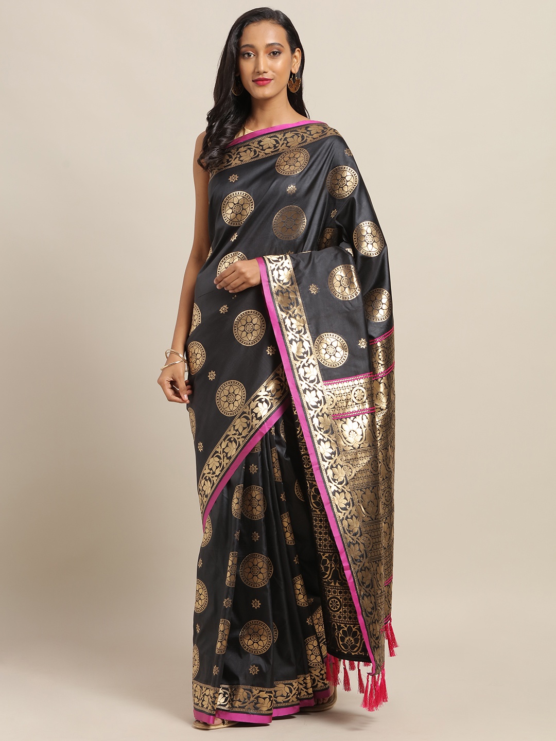 

VASTRANAND Black & Golden Silk Blend Woven Design Banarasi Saree