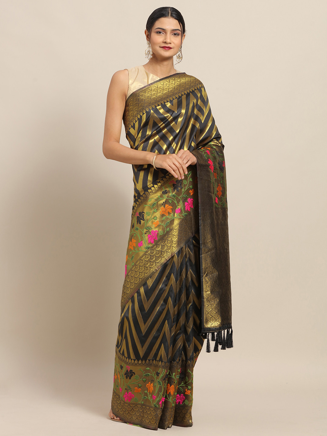 

VASTRANAND Black & Gold-Toned Silk Cotton Striped Banarasi Saree