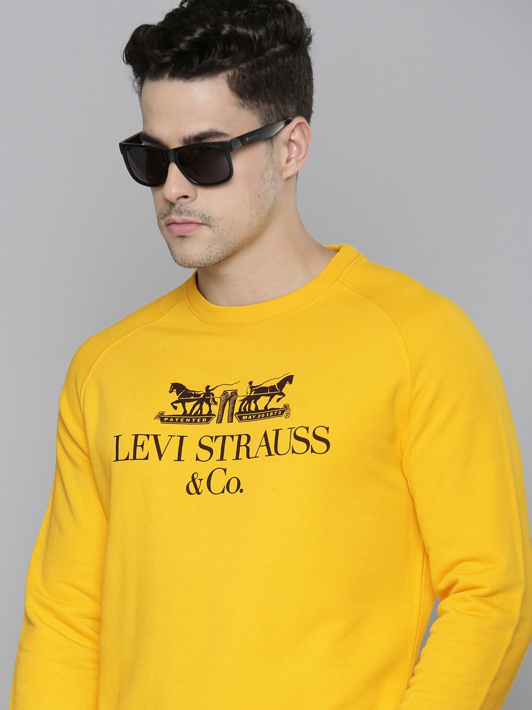 

Levis Men Brand Logo Printed Pullover Sweatshirt, Yellow