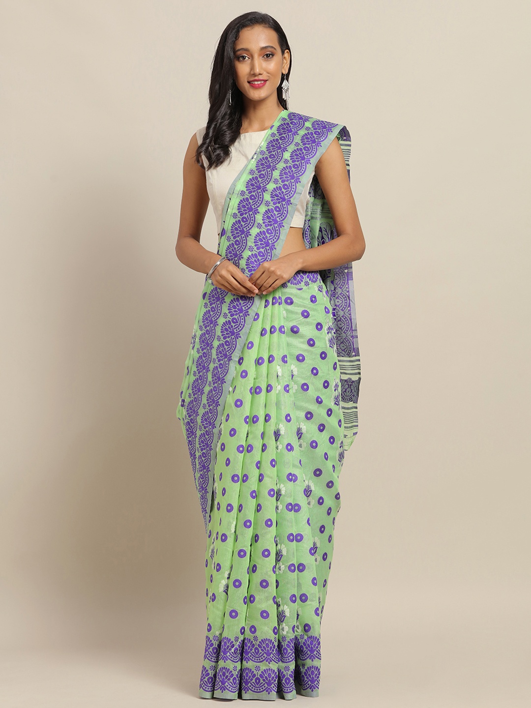 

VASTRANAND Green & Purple Silk Blend Woven Design Jamdani Saree