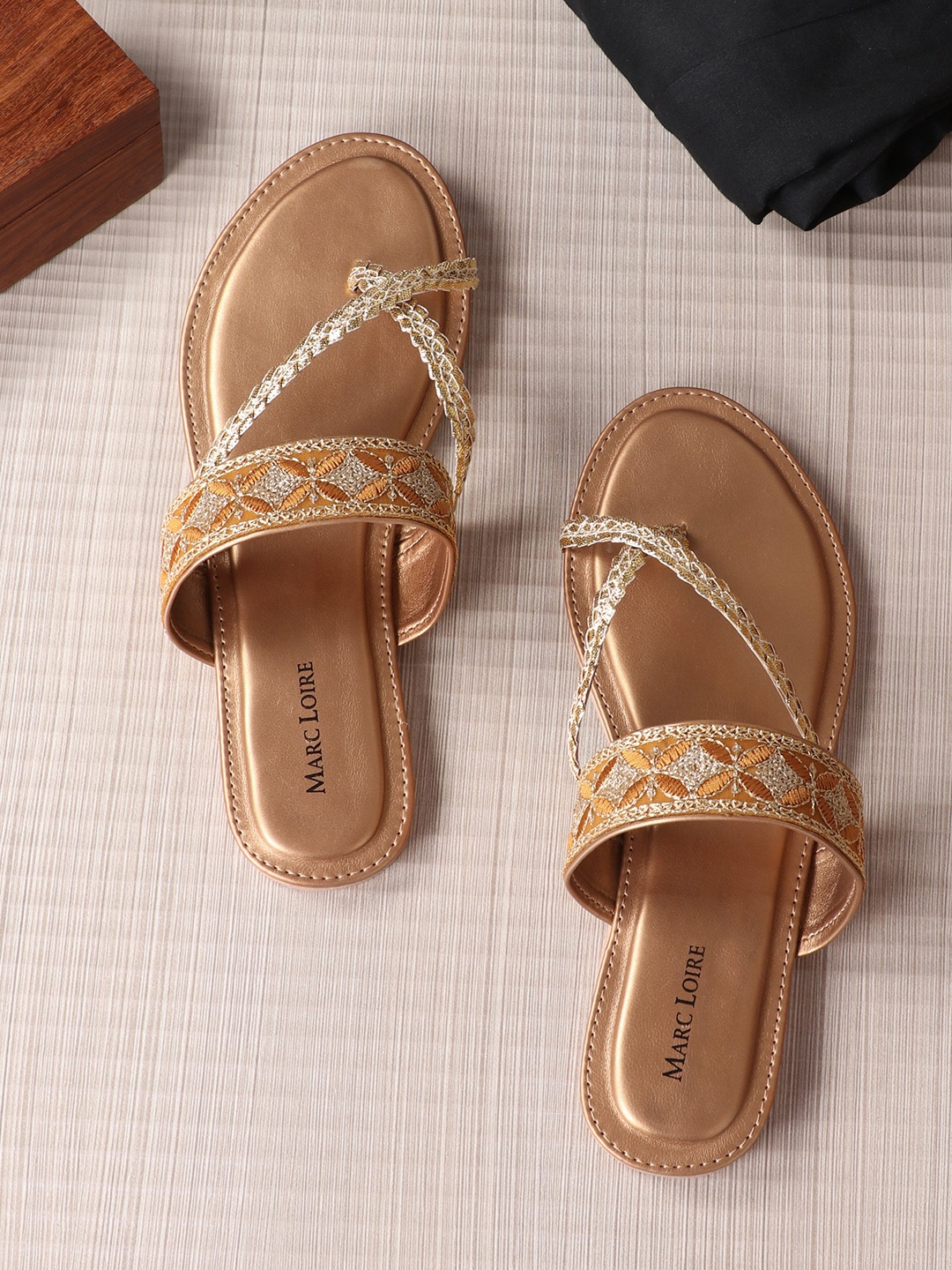 

Marc Loire Women Mustard Yellow & Gold-Toned Embroidered One Toe Flats