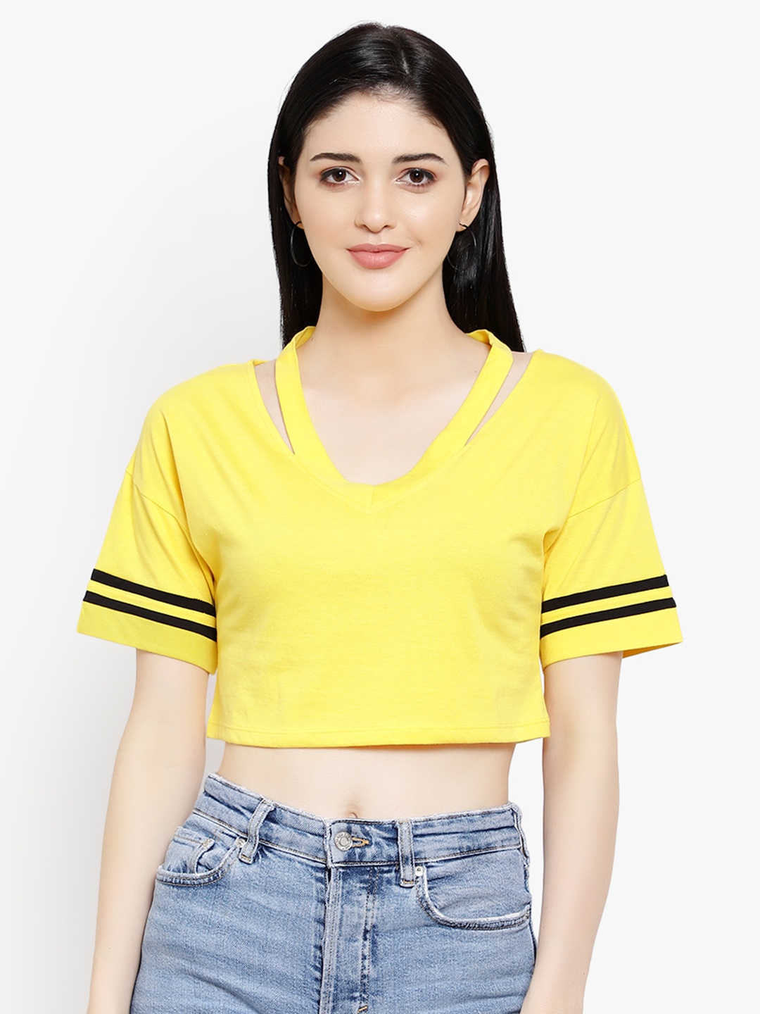 

LE BOURGEOIS Women Yellow Solid Knitted Crop Top