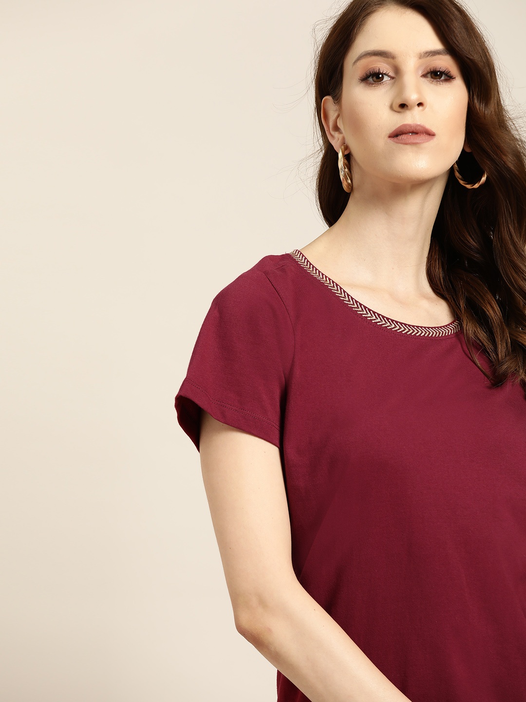 

all about you Women Maroon Solid Round Neck T-shirt