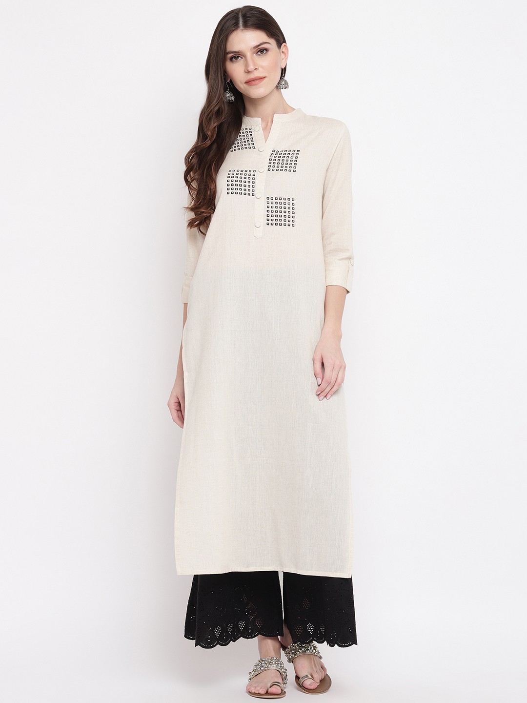 

Vbuyz Women Off-White & Black Yoke Design A-Line Kurta