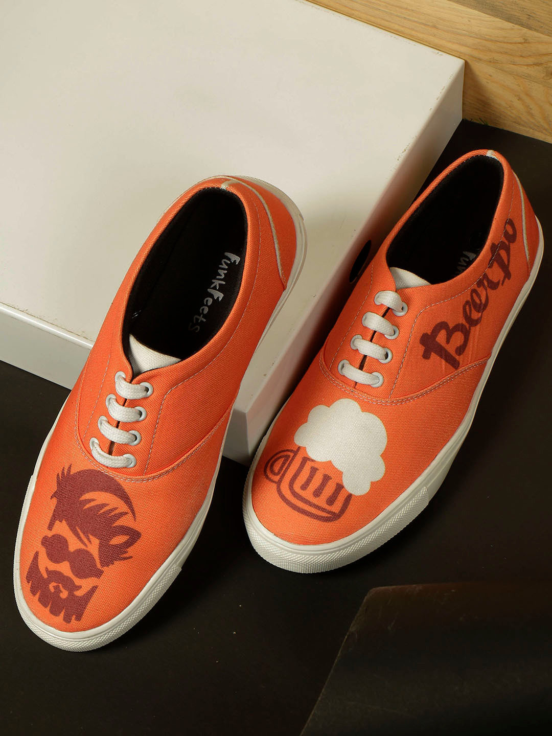 

FF FUNKFEETS Beerdouk Unisex Orange Printed Sneakers