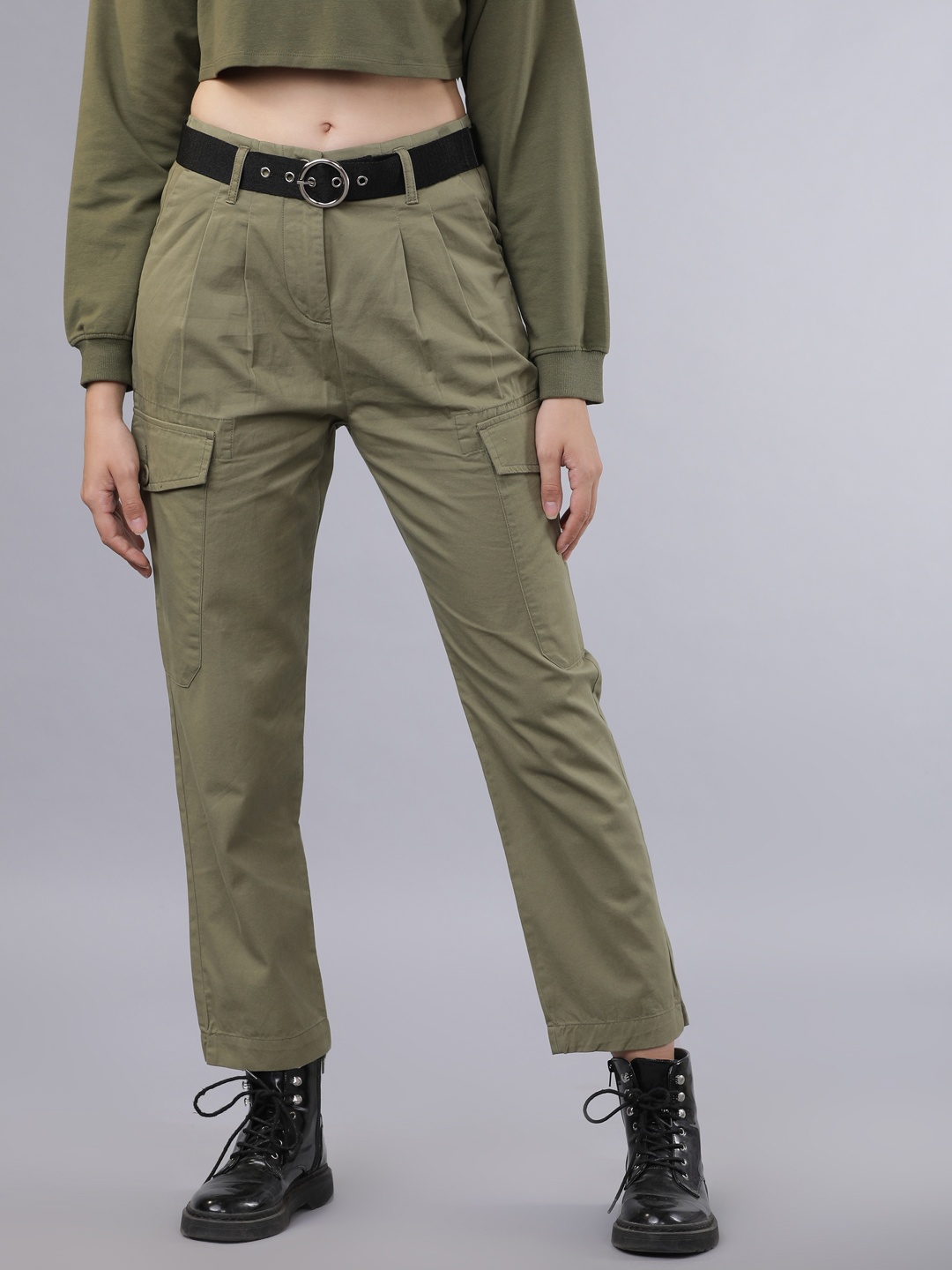 

Tokyo Talkies Women Olive Green Straight Fit Solid Cargos