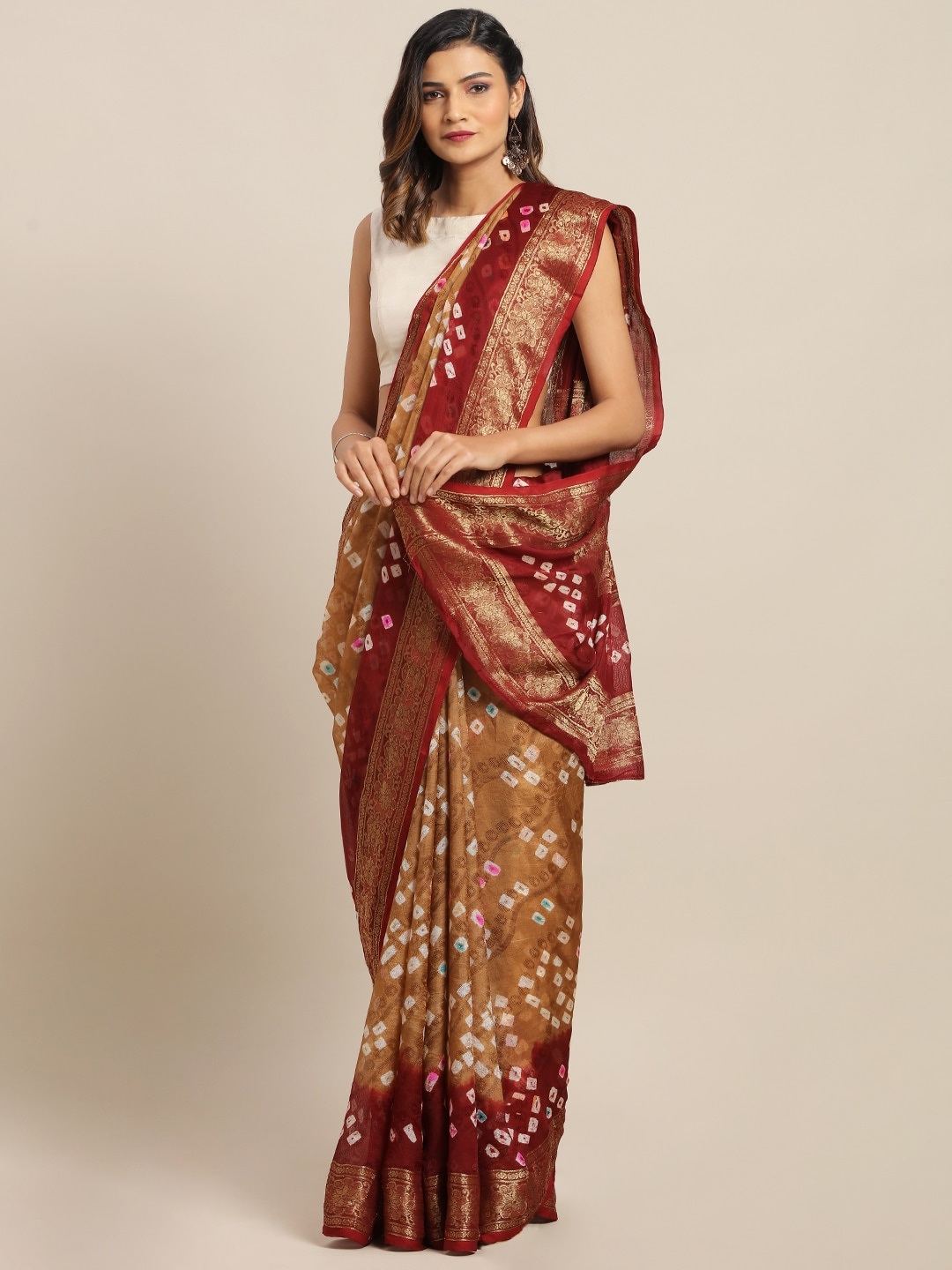 

Geroo Jaipur Hand Dyed Maroon & Tan Brown Bandhani Silk Sustainable Saree, Beige