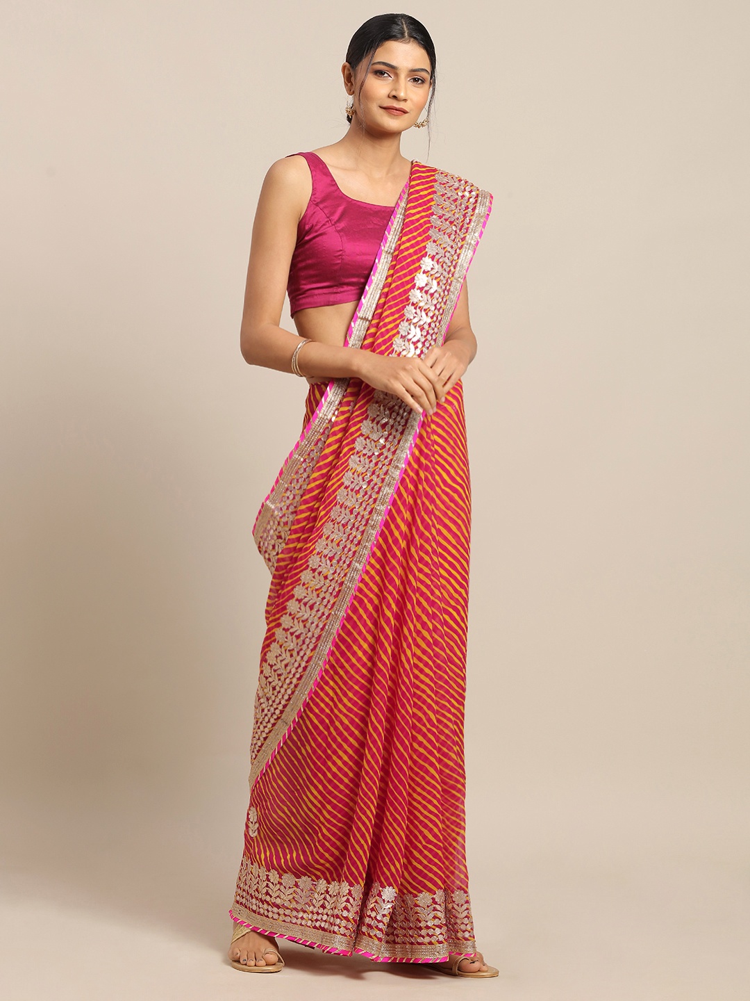

Geroo Jaipur Red Hand Embellished Georgette Saree