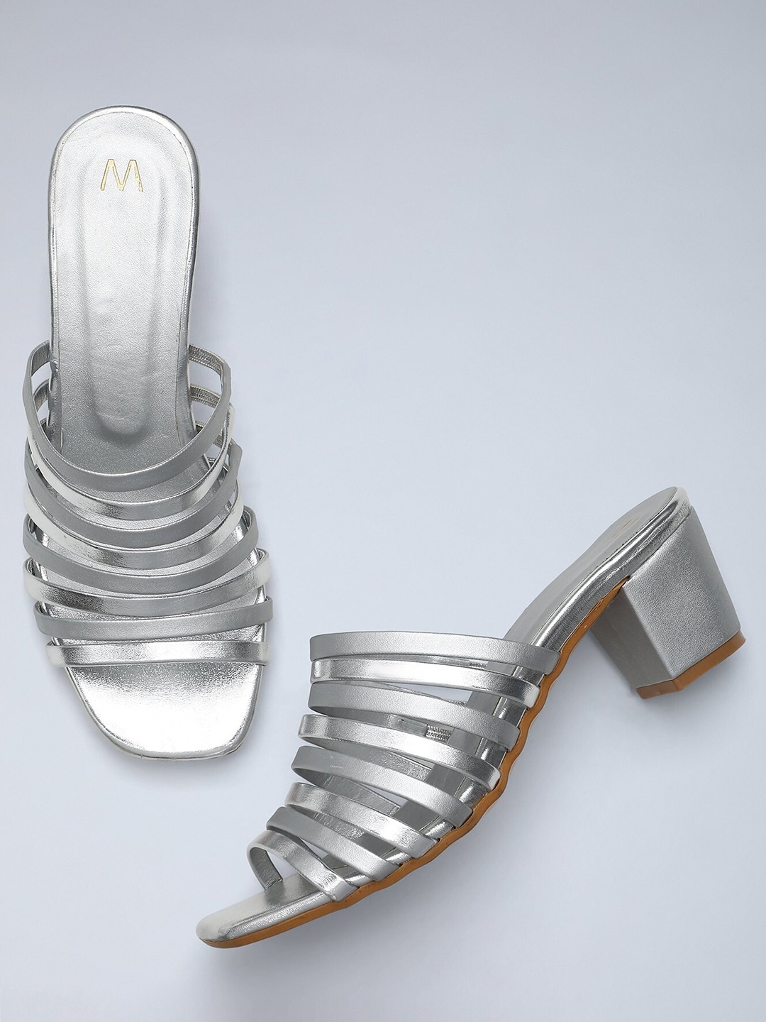 

W The Folksong Collection Women Silver-Toned Solid Mules